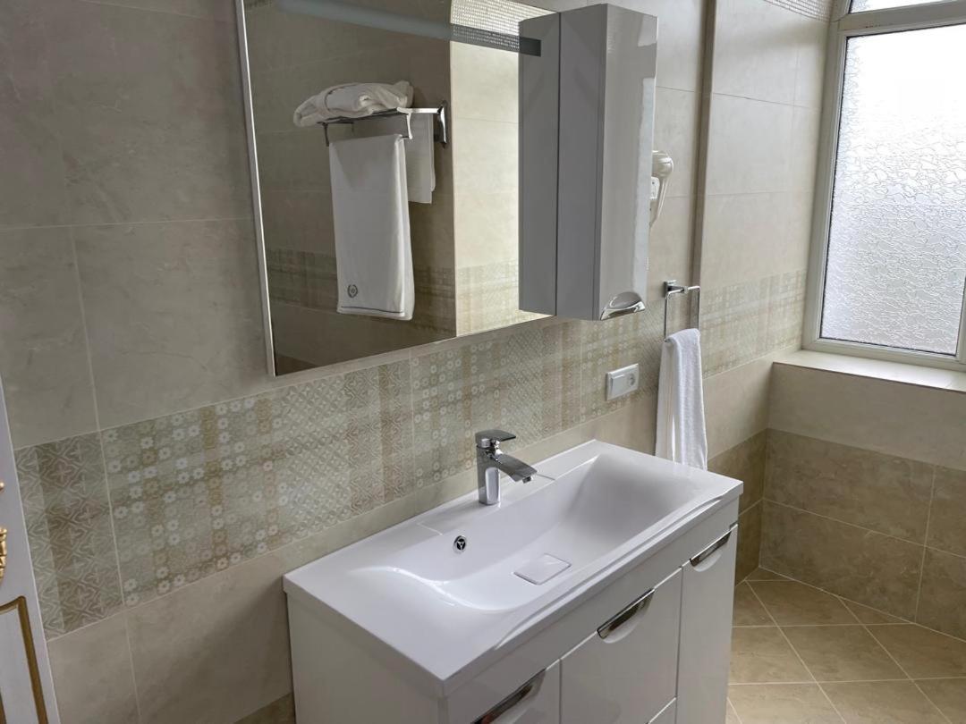 Sipehr Hotel Chkalovsk Kültér fotó